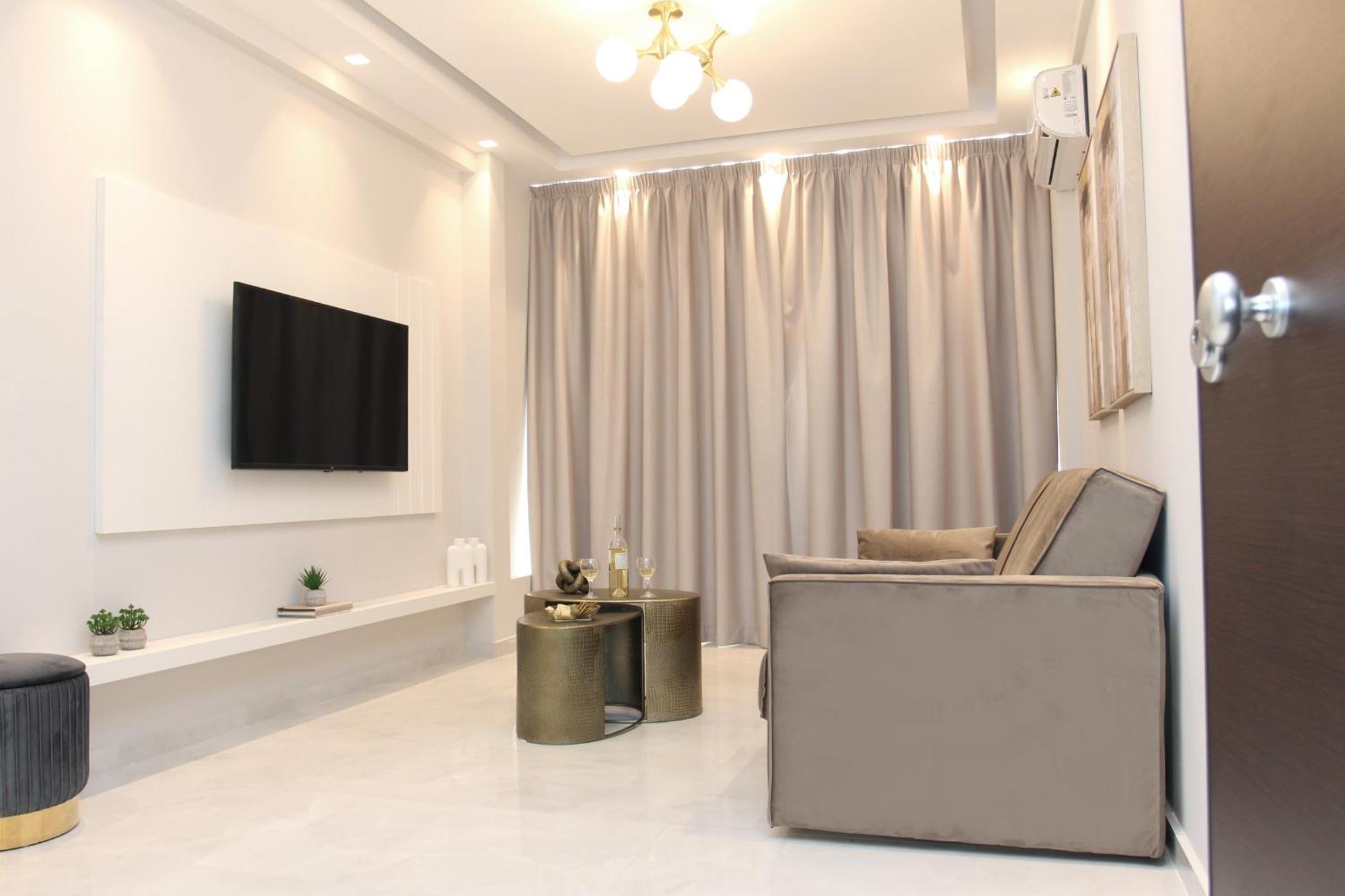 Central Metropolis Luxury Living أثينا المظهر الخارجي الصورة