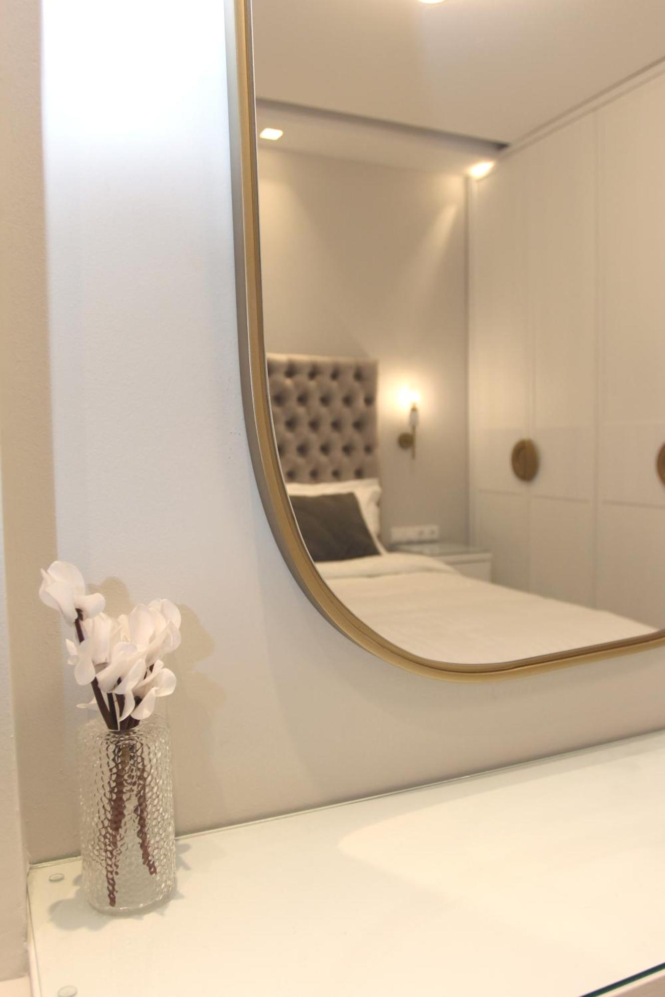 Central Metropolis Luxury Living أثينا المظهر الخارجي الصورة