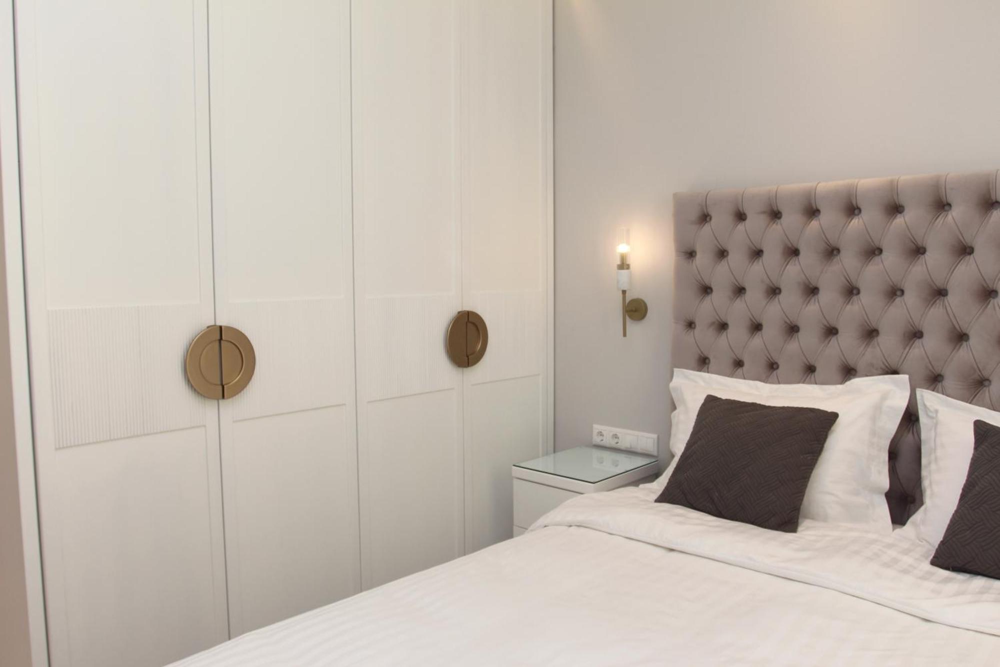 Central Metropolis Luxury Living أثينا المظهر الخارجي الصورة